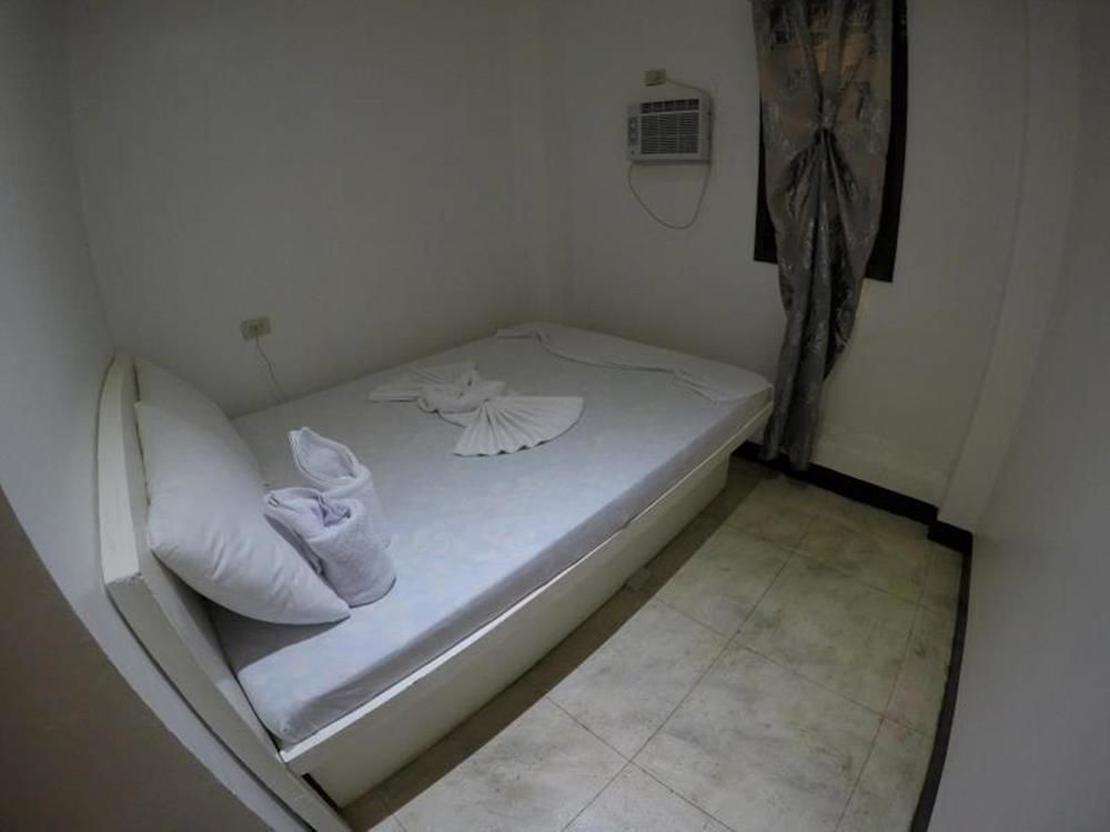 Alexzus Backpackers Travel Lodge El Nido Exteriér fotografie